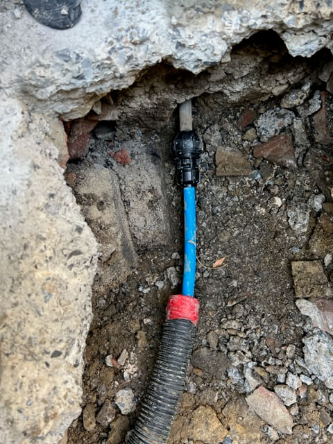 Fixed drainage pipe